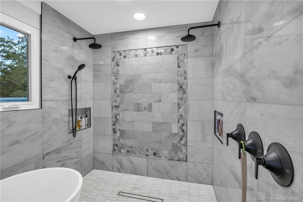 Stuart, Florida, 34994, United States, 4 Bedrooms Bedrooms, ,3 BathroomsBathrooms,Residential,Active,1782771