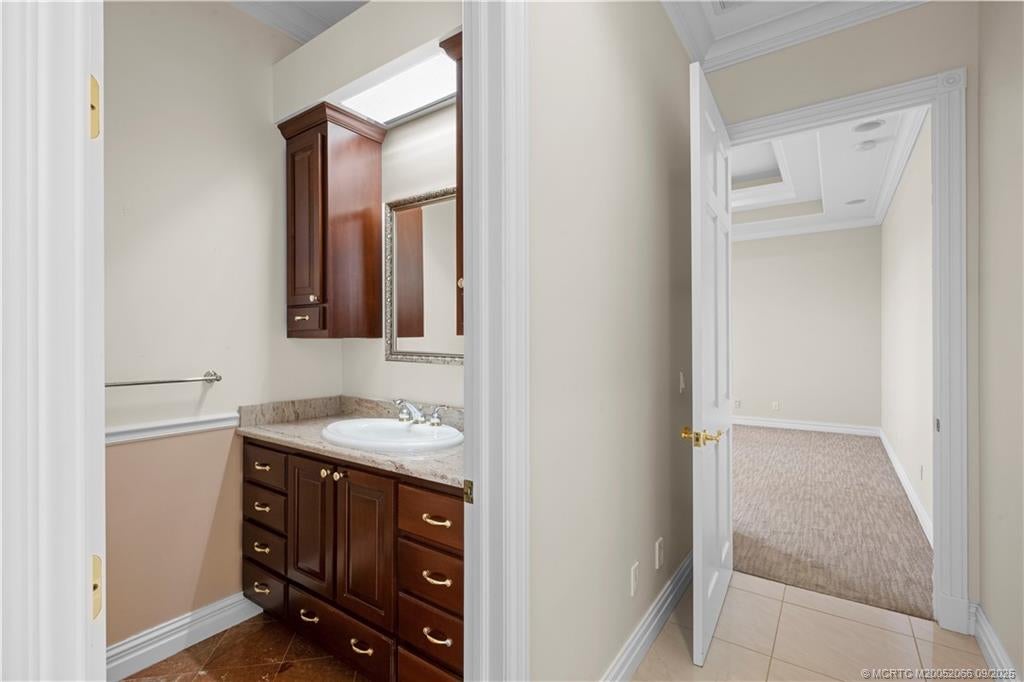 Jensen Beach, Florida, 34957, United States, 2 Bedrooms Bedrooms, ,3 BathroomsBathrooms,Residential,Active,1936446