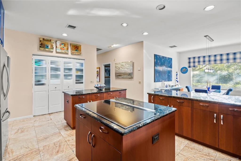 Palm City, Florida, 34990, United States, 3 Bedrooms Bedrooms, ,4 BathroomsBathrooms,Residential,Active,2010174