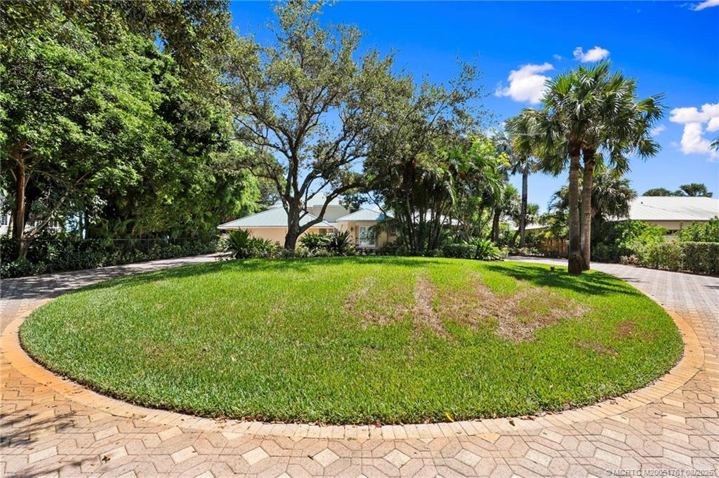 Stuart, Florida, 34996, United States, 5 Bedrooms Bedrooms, ,4 BathroomsBathrooms,Residential,Active,1914638
