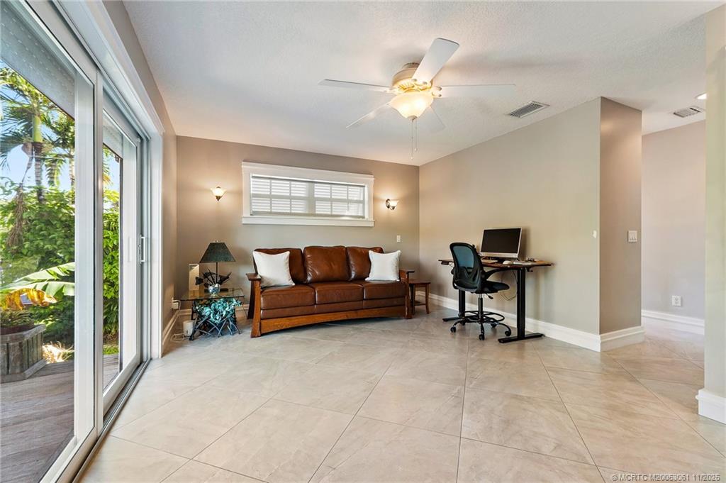 Stuart, Florida, 34997, United States, 3 Bedrooms Bedrooms, ,4 BathroomsBathrooms,Residential,Active,1993675