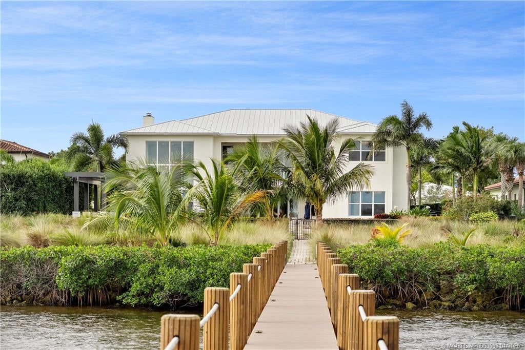 Palm City, Florida, 34990, United States, 5 Bedrooms Bedrooms, ,8 BathroomsBathrooms,Residential,Active,2007659