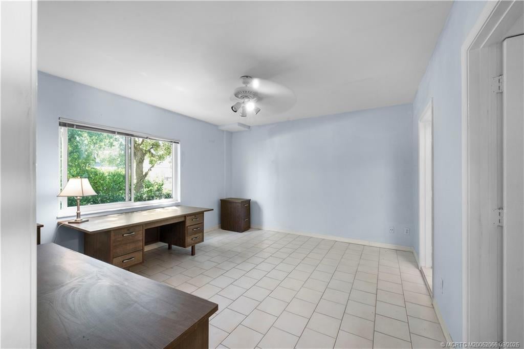 Jensen Beach, Florida, 34957, United States, 2 Bedrooms Bedrooms, ,3 BathroomsBathrooms,Residential,Active,1936446