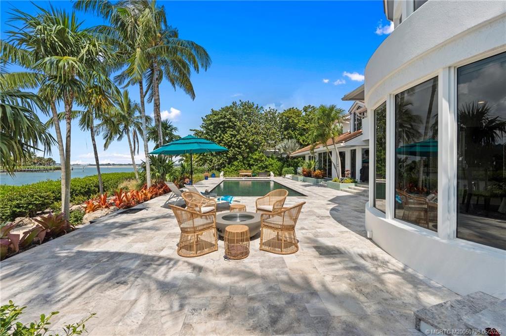 Stuart, Florida, 34996, United States, 4 Bedrooms Bedrooms, ,6 BathroomsBathrooms,Residential,Active,1829889