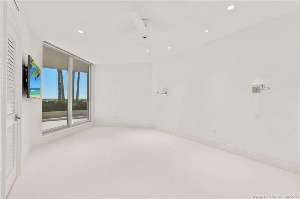 Stuart, Florida, 34996, United States, ,3 BathroomsBathrooms,Residential,Active,1806933