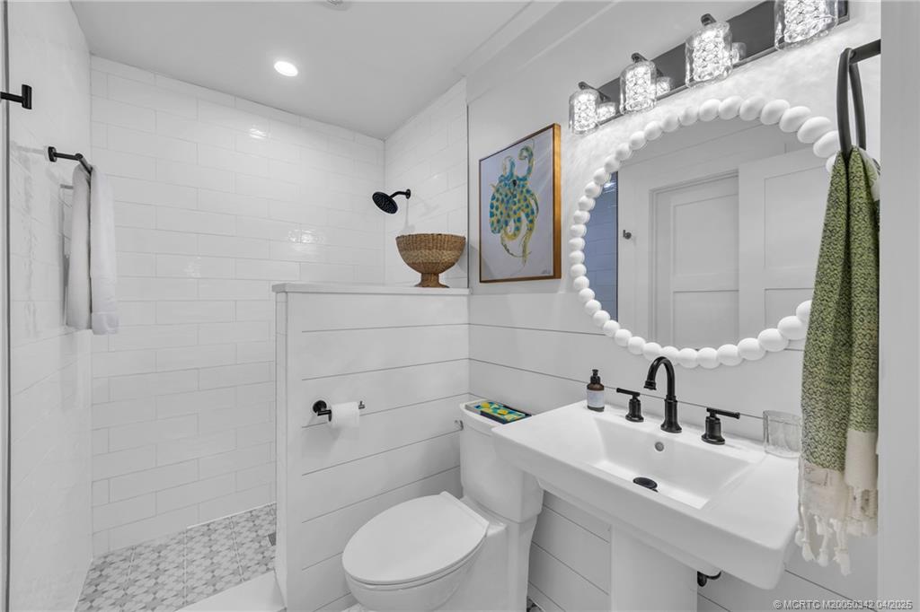 Stuart, Florida, 34994, United States, 4 Bedrooms Bedrooms, ,3 BathroomsBathrooms,Residential,Active,1782771