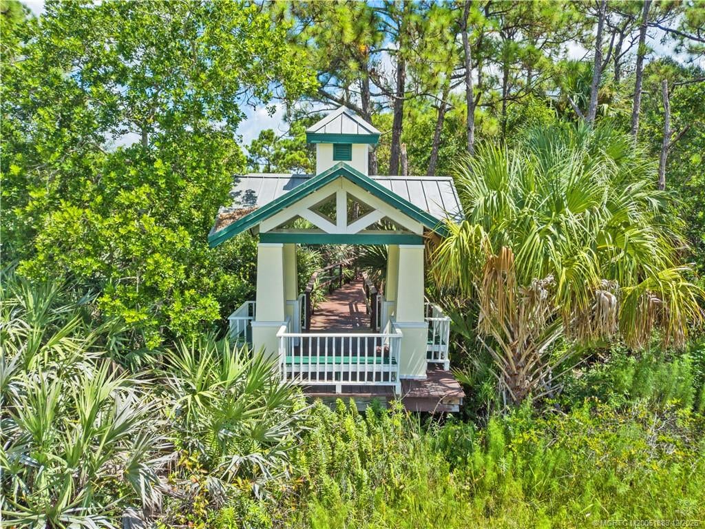 Hobe Sound, Florida, 33455, United States, 4 Bedrooms Bedrooms, ,4 BathroomsBathrooms,Residential,Active,1933731