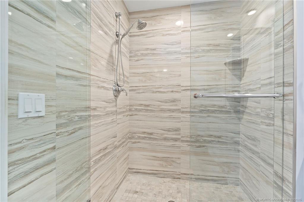 Fort Pierce, Florida, 34949, United States, 5 Bedrooms Bedrooms, ,5 BathroomsBathrooms,Residential,Active,1970957