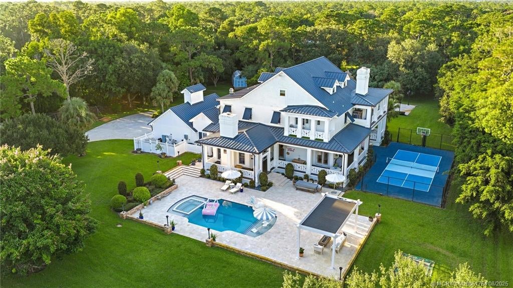 Palm City, Florida, 34990, United States, 5 Bedrooms Bedrooms, ,6 BathroomsBathrooms,Residential,Active,1914928