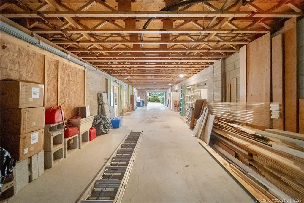 Stuart, Florida, 34996, United States, 4 Bedrooms Bedrooms, ,3 BathroomsBathrooms,Residential,Active,1988486