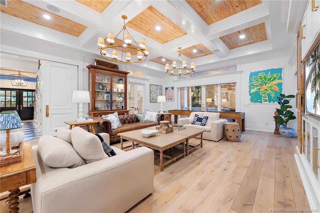 Palm City, Florida, 34990, United States, 5 Bedrooms Bedrooms, ,6 BathroomsBathrooms,Residential,Active,1914928
