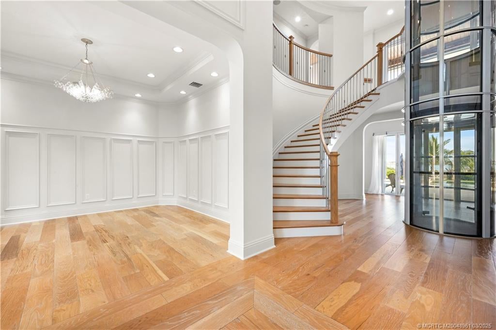 Palm City, Florida, 34990, United States, 5 Bedrooms Bedrooms, ,8 BathroomsBathrooms,Residential,Active,1747378