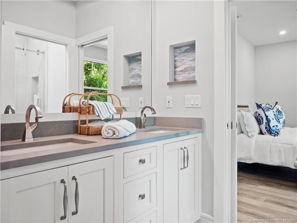 Hobe Sound, Florida, 33455, United States, 4 Bedrooms Bedrooms, ,4 BathroomsBathrooms,Residential,Active,1933731