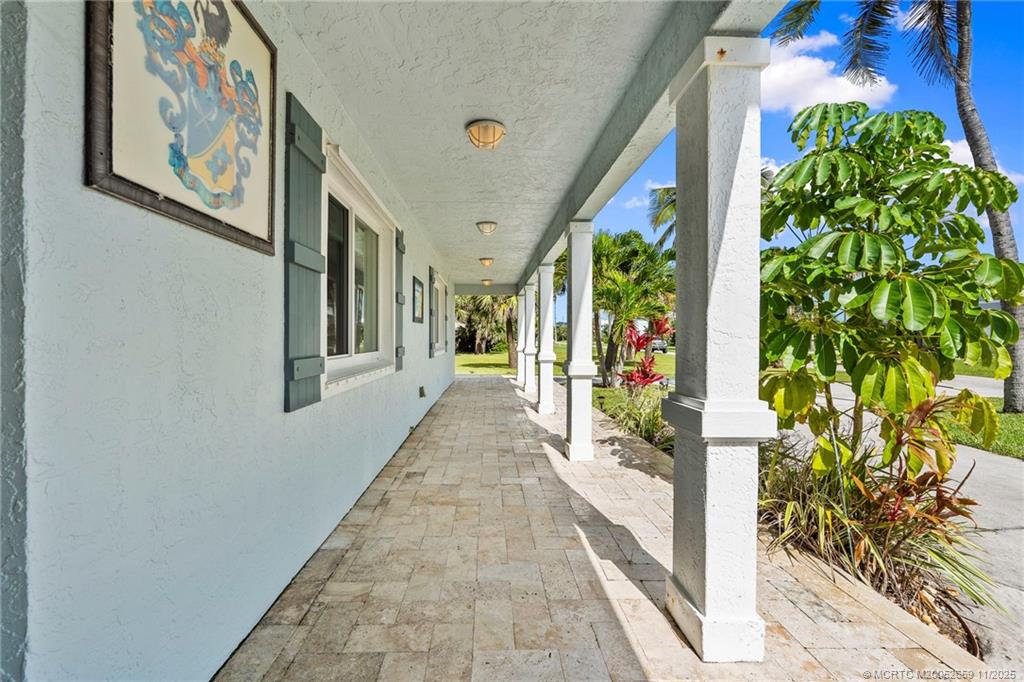 Fort Pierce, Florida, 34949, United States, 5 Bedrooms Bedrooms, ,5 BathroomsBathrooms,Residential,Active,1970957