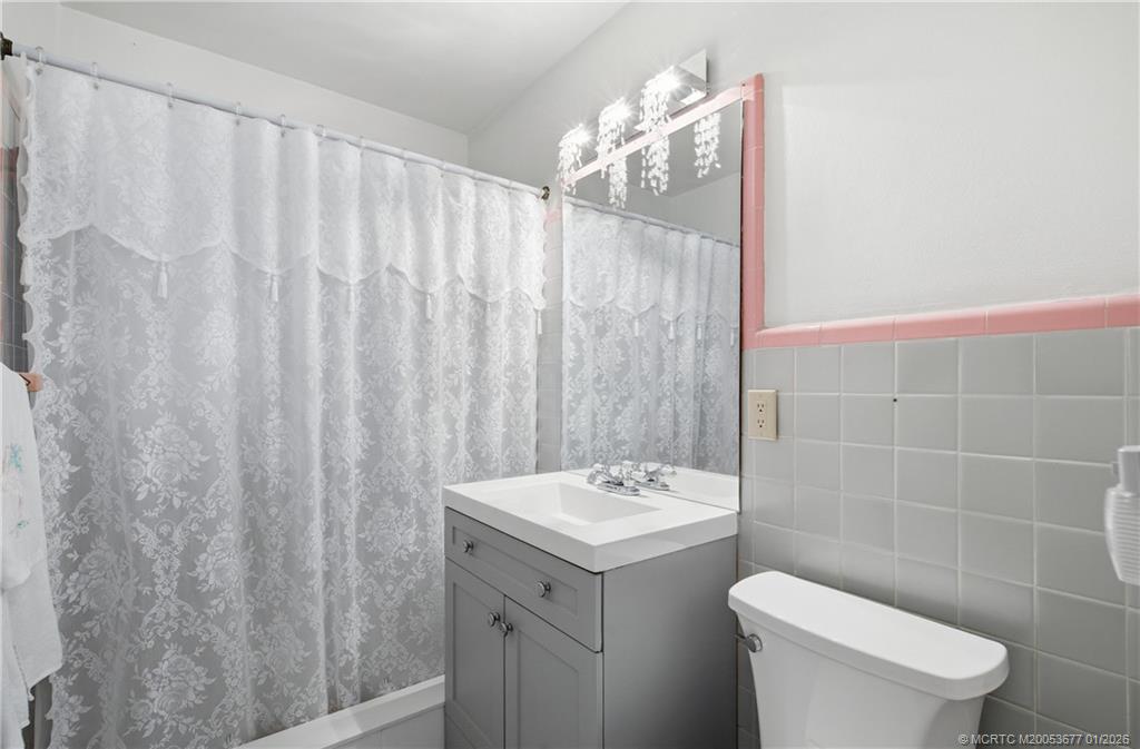 Stuart, Florida, 34997, United States, 3 Bedrooms Bedrooms, ,2 BathroomsBathrooms,Residential,Active,2007928