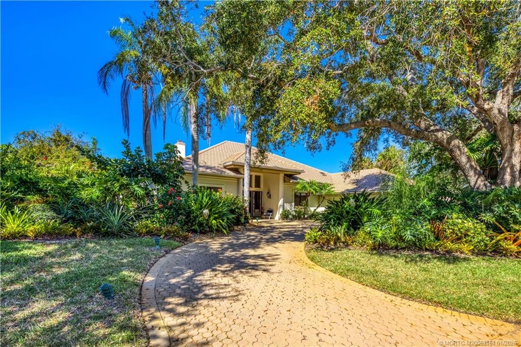 Stuart, Florida, 34997, United States, 3 Bedrooms Bedrooms, ,4 BathroomsBathrooms,Residential,Active,1993948