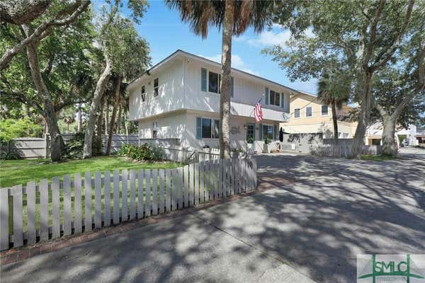 10 7TH TER, TYBEE ISLAND, GA 31328, photo 2 of 50