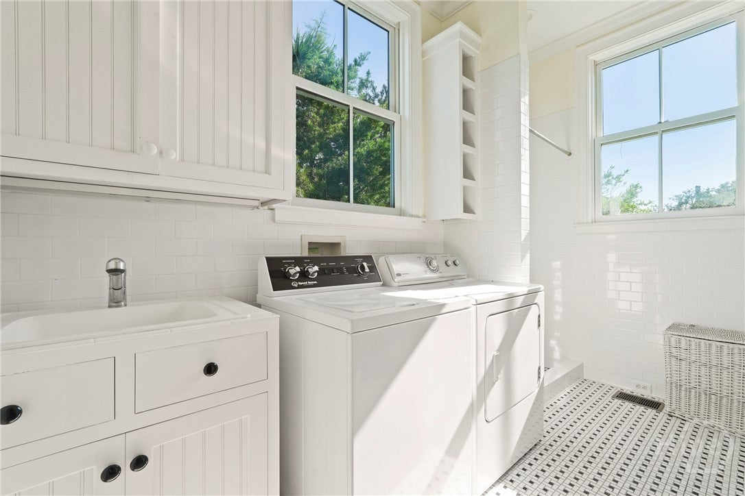 Tybee Island, Georgia, 31328, United States, ,5 BathroomsBathrooms,Residential,Active,1863493