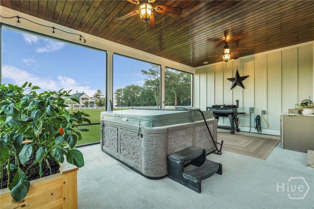 Midway, Georgia, 31320, United States, 5 Bedrooms Bedrooms, ,3 BathroomsBathrooms,Residential,Active,1959970