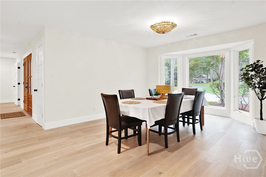 Savannah, Georgia, 31411, United States, 3 Bedrooms Bedrooms, ,3 BathroomsBathrooms,Residential,Active,1904169