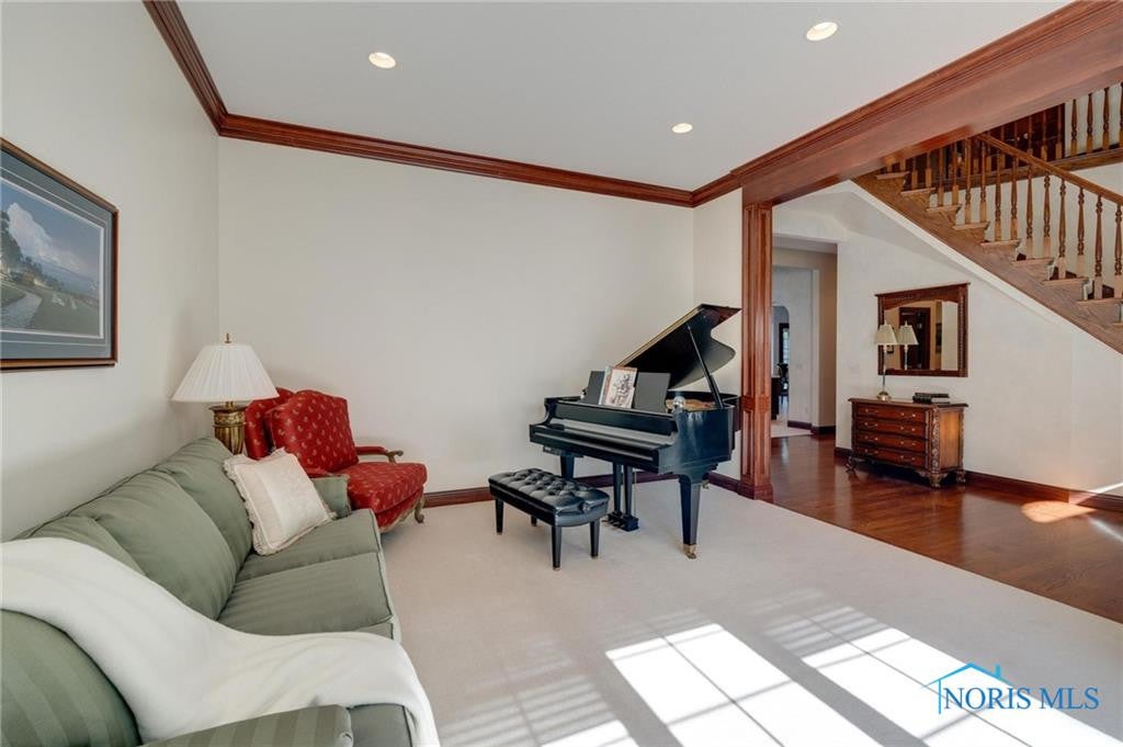 Maumee, Ohio, 43537, United States, 5 Bedrooms Bedrooms, ,8 BathroomsBathrooms,Residential,Active,1954319