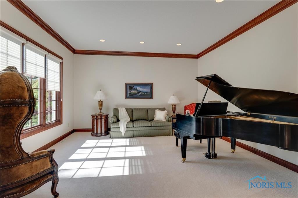 Maumee, Ohio, 43537, United States, 5 Bedrooms Bedrooms, ,8 BathroomsBathrooms,Residential,Active,1954319