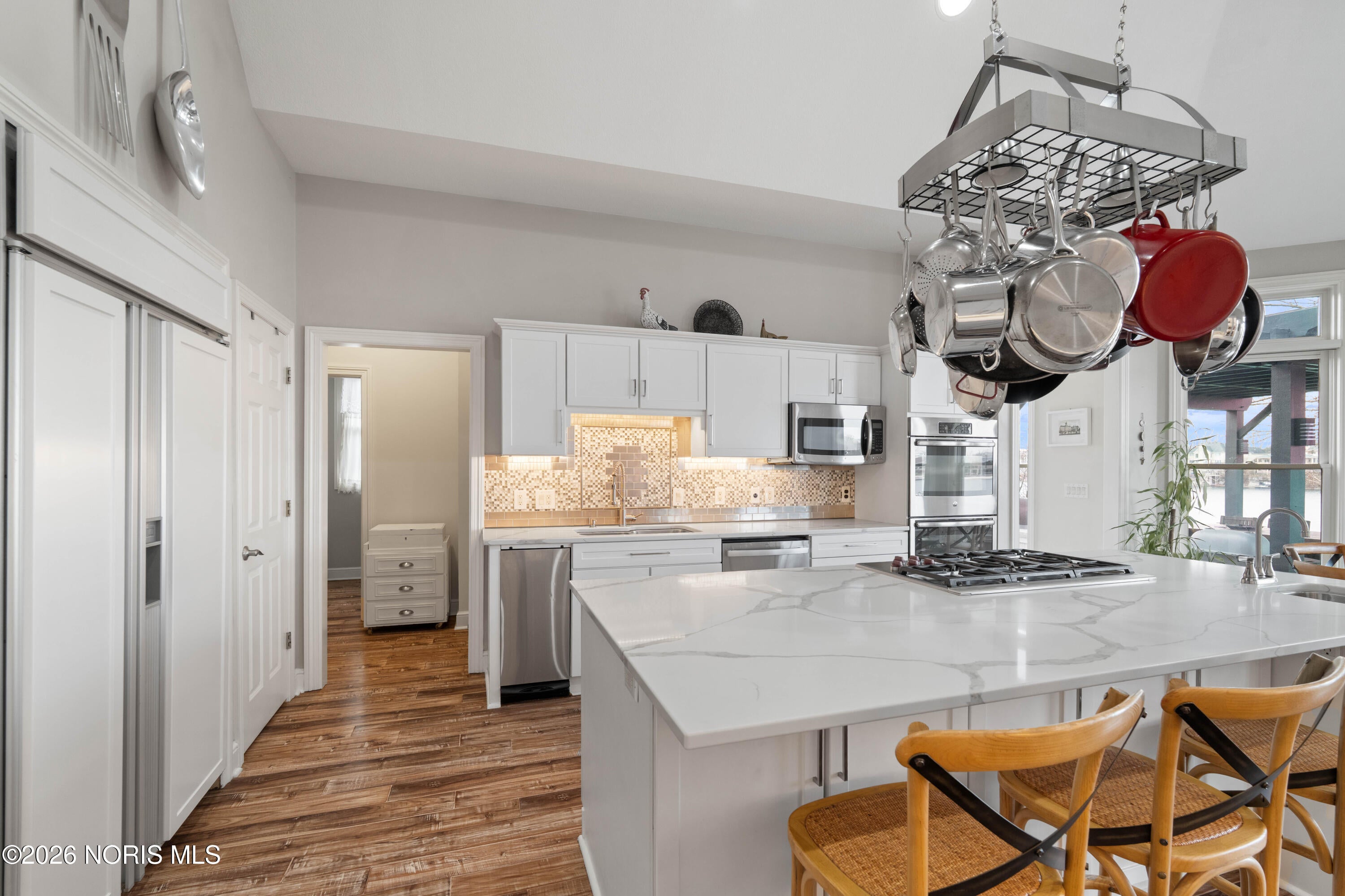 Maumee, Ohio, 43537, United States, 4 Bedrooms Bedrooms, ,11 BathroomsBathrooms,Residential,Active,2011860