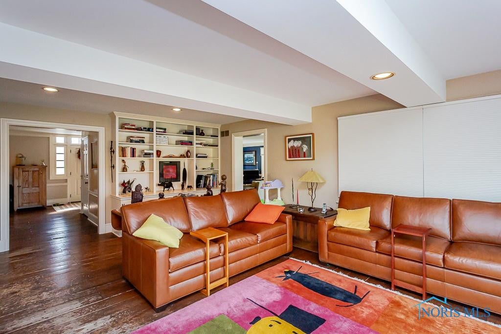 Perrysburg, Ohio, 43551, United States, ,4 BathroomsBathrooms,Residential,Active,1769957