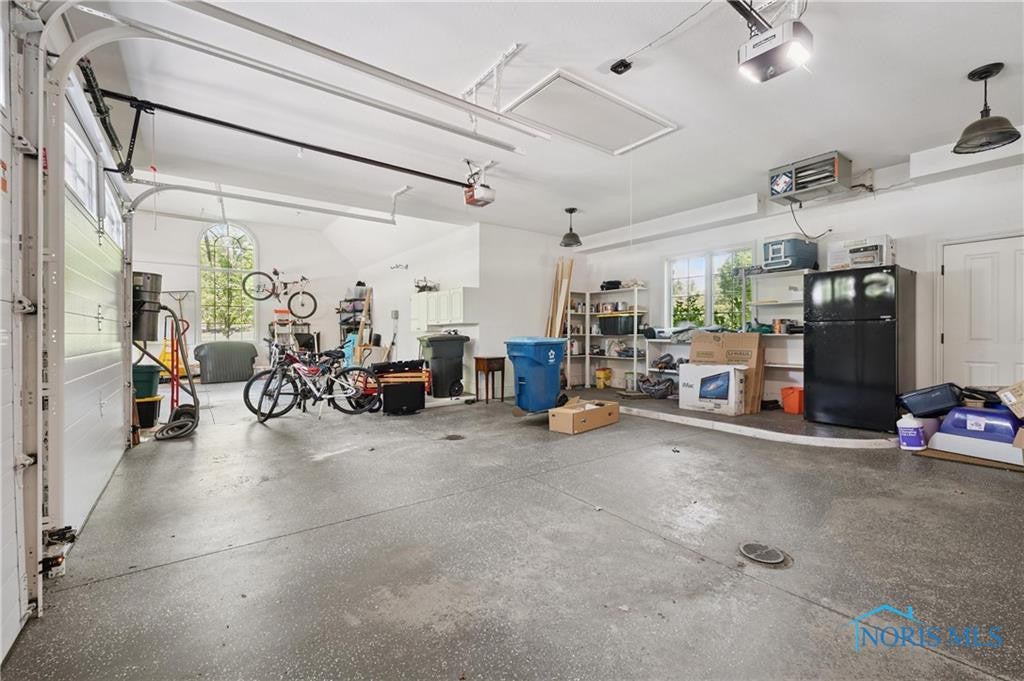 Toledo, Ohio, 43623, United States, 4 Bedrooms Bedrooms, ,8 BathroomsBathrooms,Residential,Active,1933872