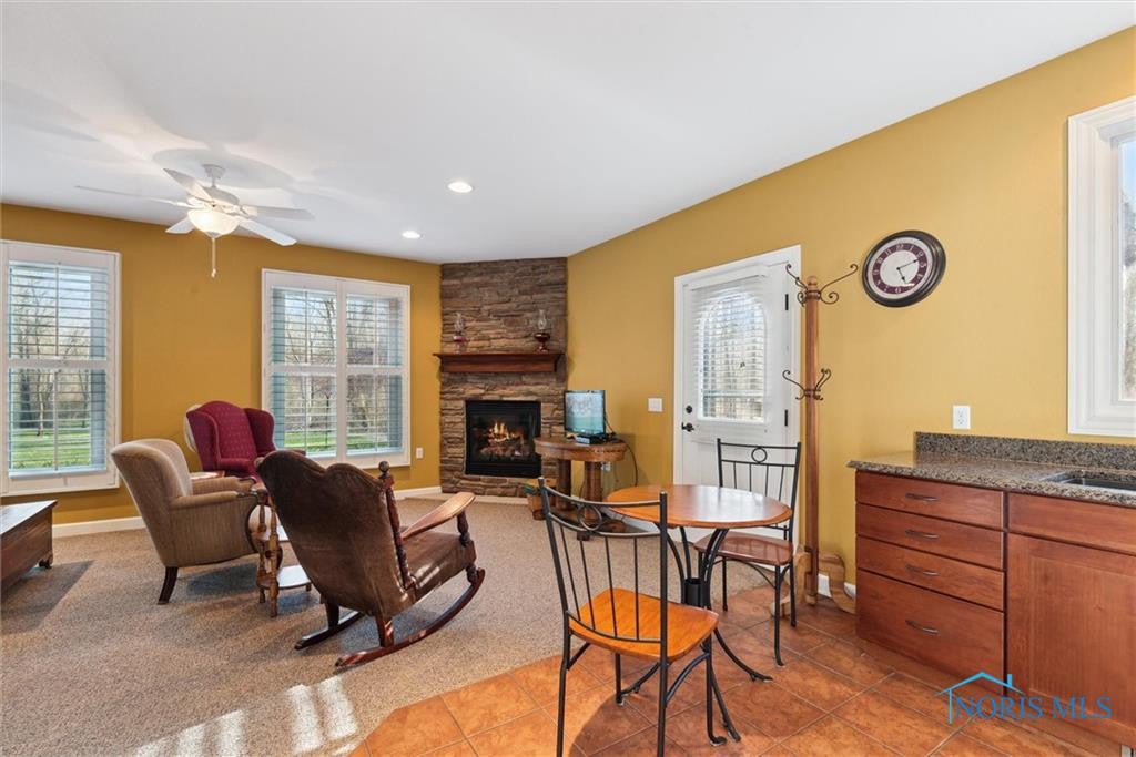 Monclova, Ohio, 43542, United States, 5 Bedrooms Bedrooms, ,4 BathroomsBathrooms,Residential,Active,1799406