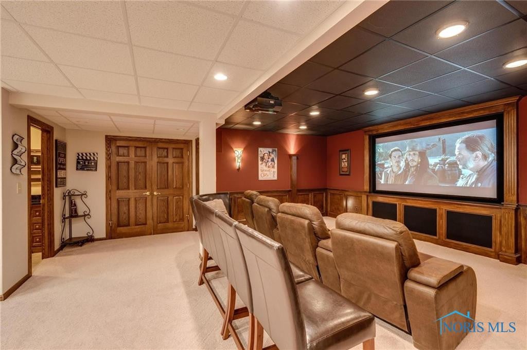 Maumee, Ohio, 43537, United States, 5 Bedrooms Bedrooms, ,8 BathroomsBathrooms,Residential,Active,1954319