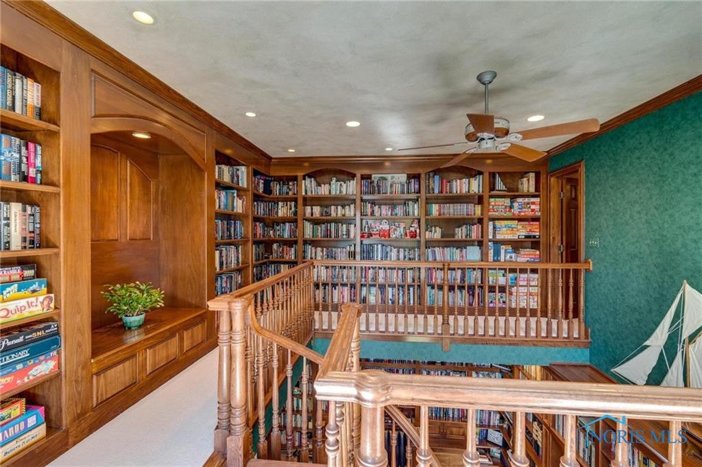 Maumee, Ohio, 43537, United States, 5 Bedrooms Bedrooms, ,8 BathroomsBathrooms,Residential,Active,1954319