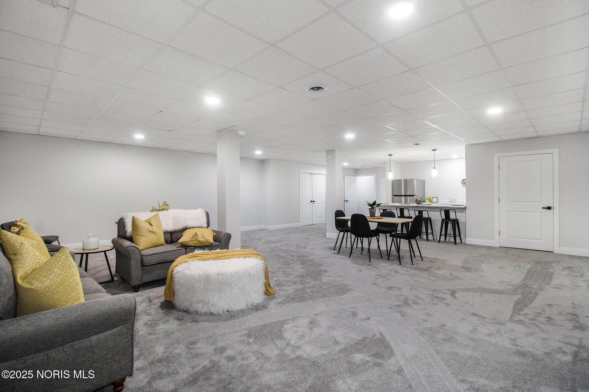 Perrysburg, Ohio, 43551, United States, 6 Bedrooms Bedrooms, ,6 BathroomsBathrooms,Residential,Active,1992267