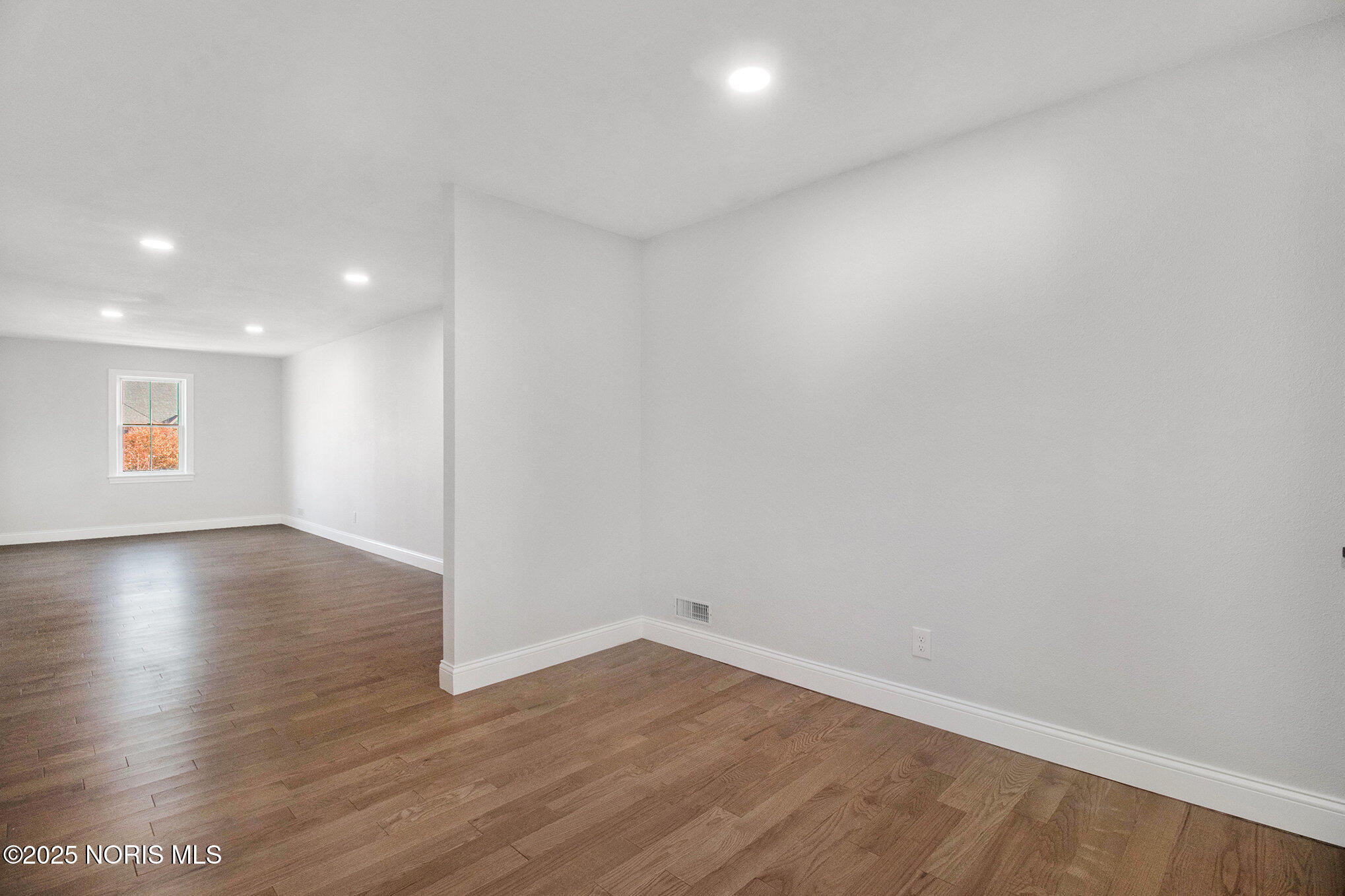 Perrysburg, Ohio, 43551, United States, 6 Bedrooms Bedrooms, ,6 BathroomsBathrooms,Residential,Active,1992267