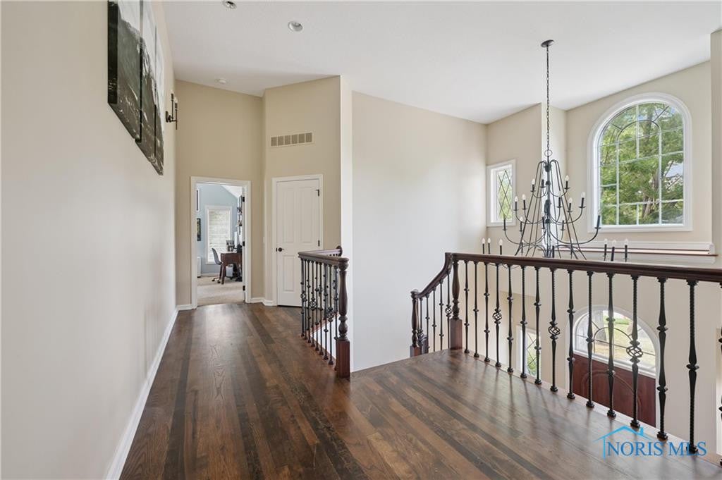 Toledo, Ohio, 43623, United States, 4 Bedrooms Bedrooms, ,8 BathroomsBathrooms,Residential,Active,1933872