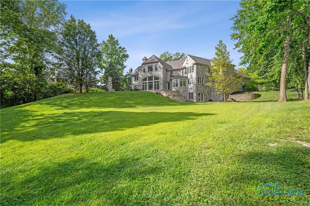 Toledo, Ohio, 43623, United States, 4 Bedrooms Bedrooms, ,8 BathroomsBathrooms,Residential,Active,1933872