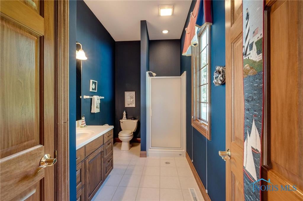 Maumee, Ohio, 43537, United States, 5 Bedrooms Bedrooms, ,8 BathroomsBathrooms,Residential,Active,1954319