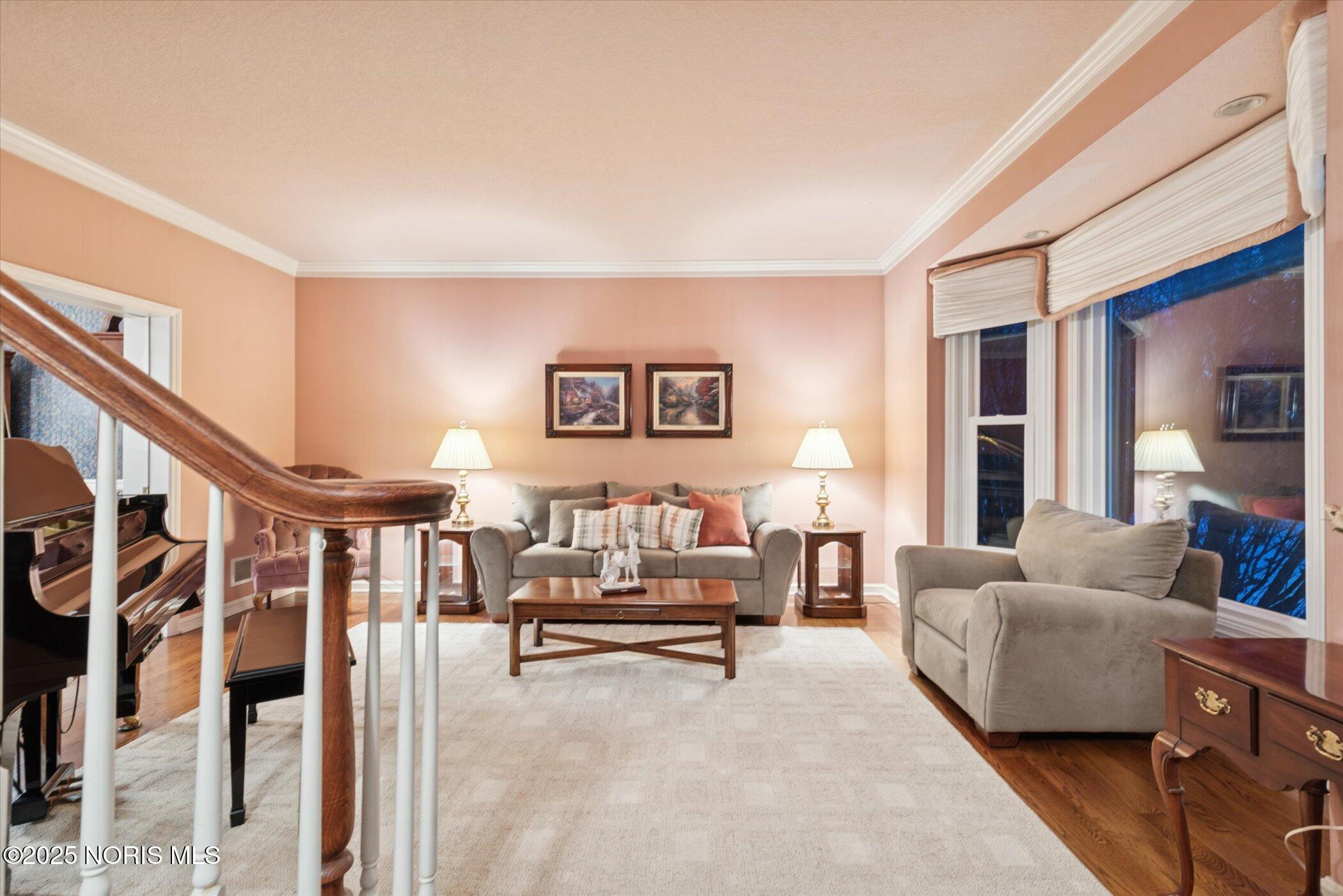 Monclova, Ohio, 43542, United States, 5 Bedrooms Bedrooms, ,4 BathroomsBathrooms,Residential,Active,1799406