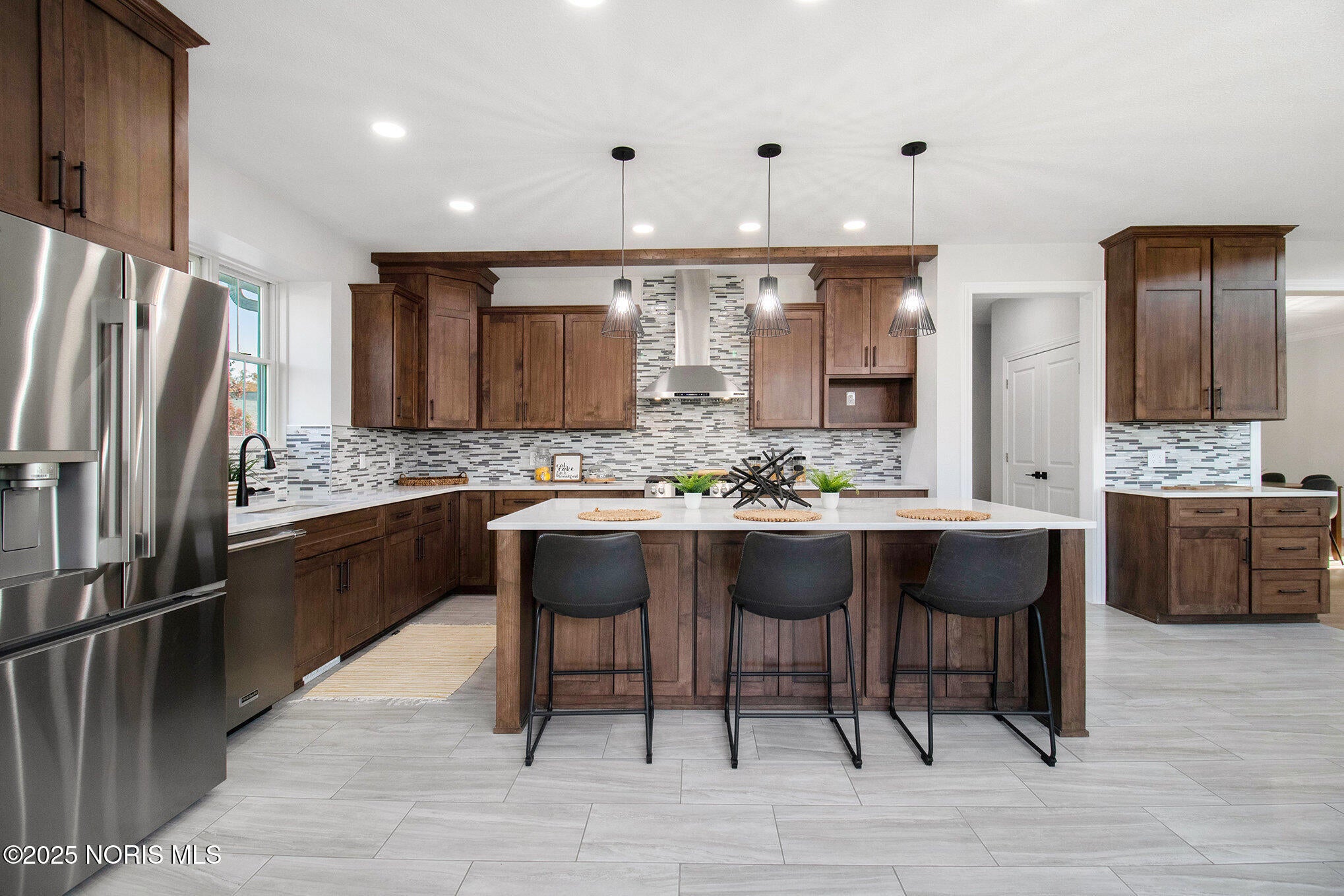 Perrysburg, Ohio, 43551, United States, 6 Bedrooms Bedrooms, ,6 BathroomsBathrooms,Residential,Active,1992267