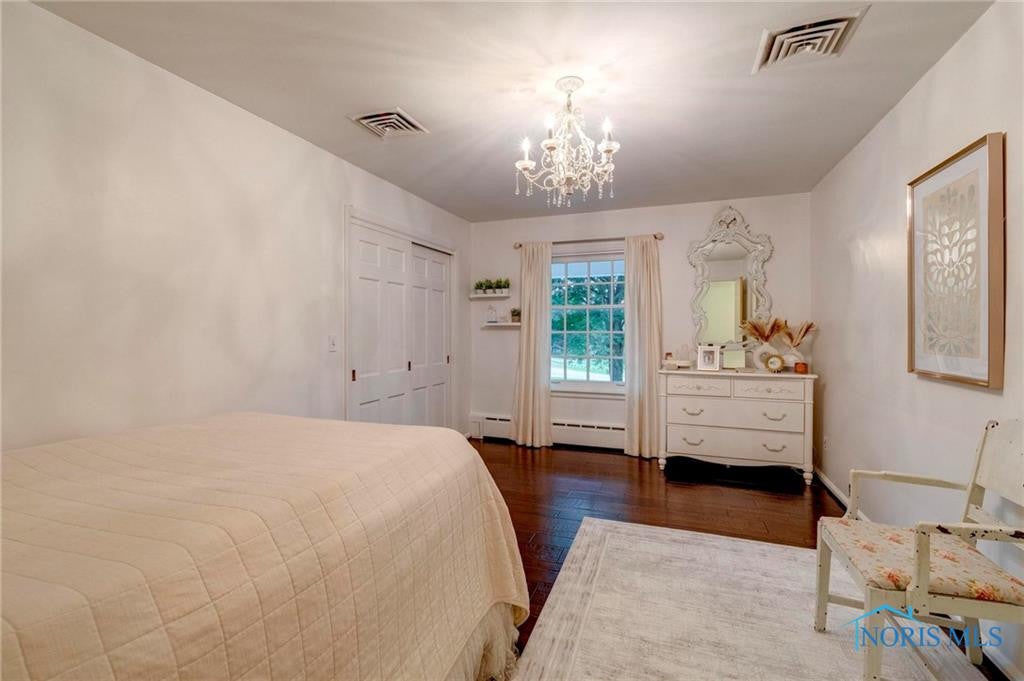 Ottawa Hills, Ohio, 43615, United States, 5 Bedrooms Bedrooms, ,6 BathroomsBathrooms,Residential,Active,1871820