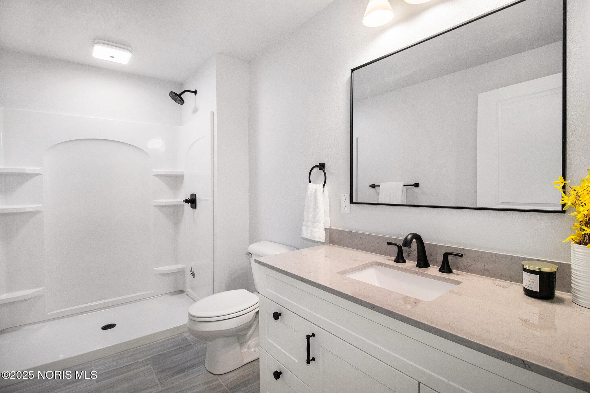 Perrysburg, Ohio, 43551, United States, 6 Bedrooms Bedrooms, ,6 BathroomsBathrooms,Residential,Active,1992267