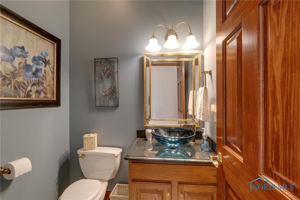 Maumee, Ohio, 43537, United States, 5 Bedrooms Bedrooms, ,8 BathroomsBathrooms,Residential,Active,1954319