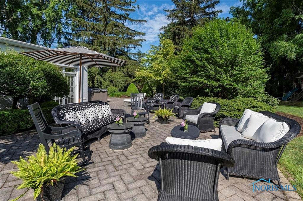 Ottawa Hills, Ohio, 43615, United States, 5 Bedrooms Bedrooms, ,6 BathroomsBathrooms,Residential,Active,1871820