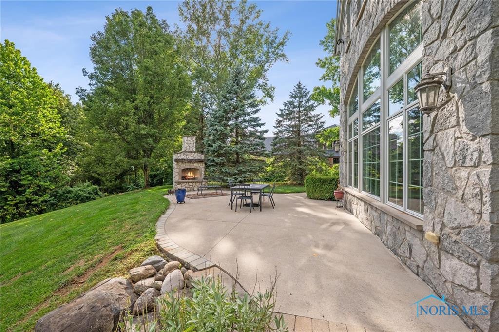 Toledo, Ohio, 43623, United States, 4 Bedrooms Bedrooms, ,8 BathroomsBathrooms,Residential,Active,1933872