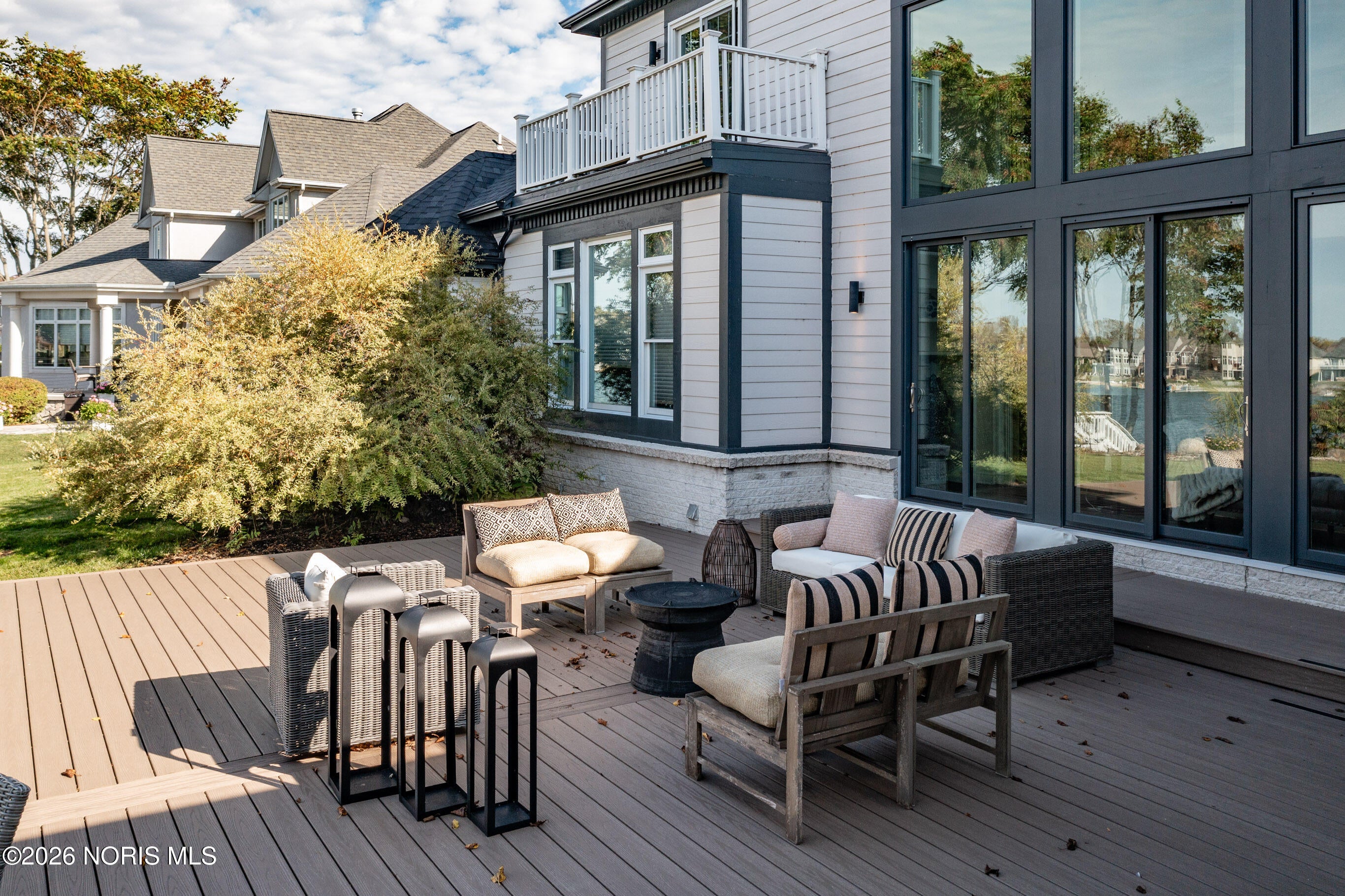 Maumee, Ohio, 43537, United States, 4 Bedrooms Bedrooms, ,11 BathroomsBathrooms,Residential,Active,2011860