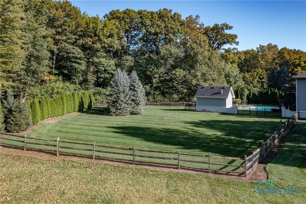 Maumee, Ohio, 43537, United States, 5 Bedrooms Bedrooms, ,8 BathroomsBathrooms,Residential,Active,1954319