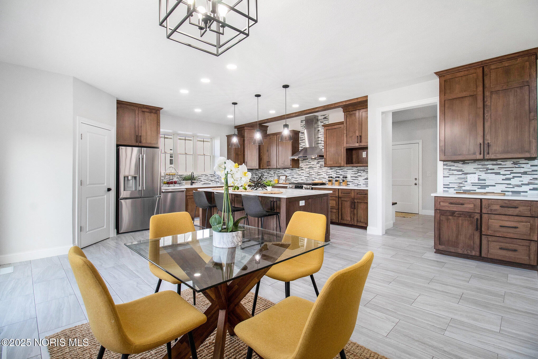 Perrysburg, Ohio, 43551, United States, 6 Bedrooms Bedrooms, ,6 BathroomsBathrooms,Residential,Active,1992267