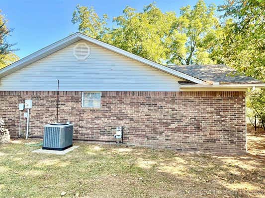 1200 NW MIMOSA DR, STIGLER, OK 74462, photo 5 of 25