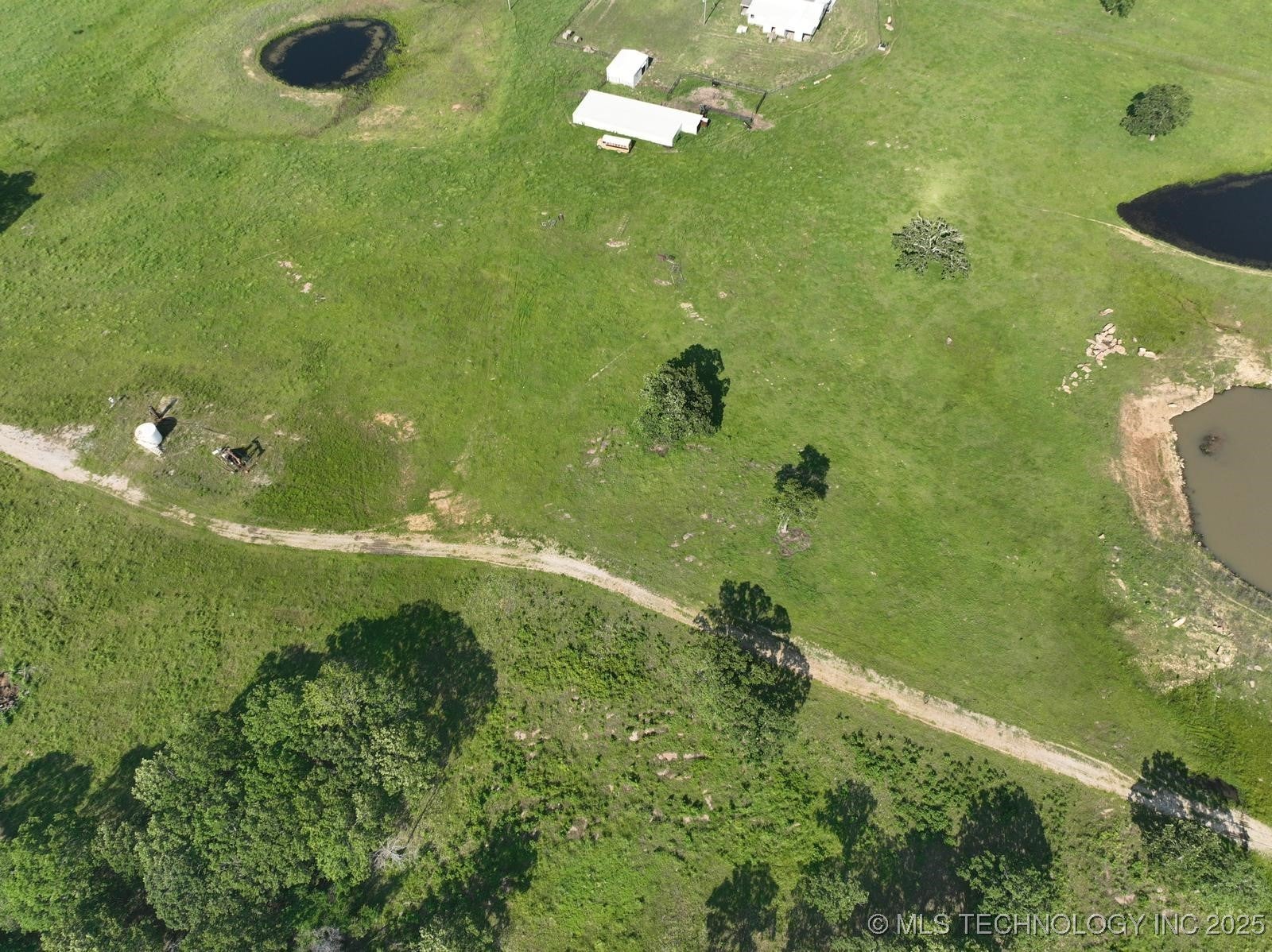 Weleetka, Oklahoma, 74880, United States, 3 Bedrooms Bedrooms, ,2 BathroomsBathrooms,Residential,Active,1999928