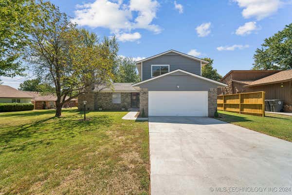 2212 W INDEPENDENCE PL, TULSA, OK 74127, photo 2 of 24